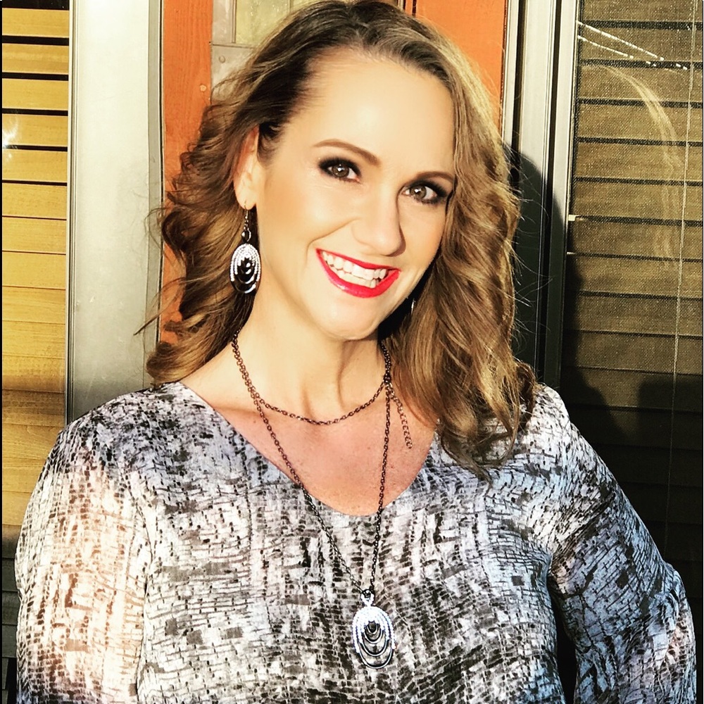 Meet Your Posher Rhonda